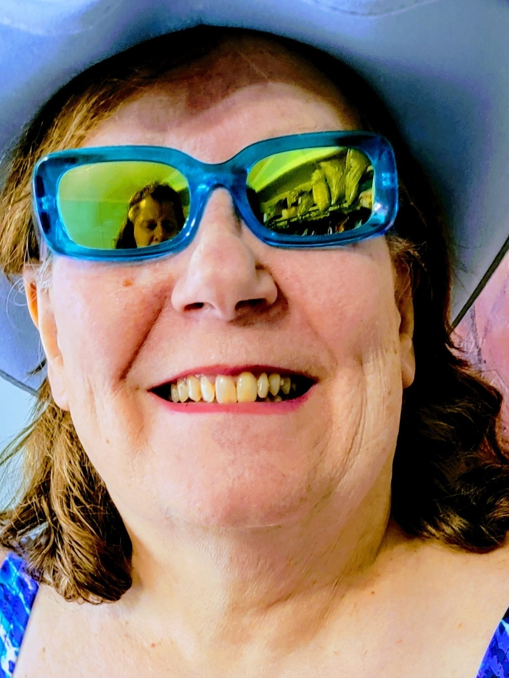 Blue Rectangular Women’s Sunglasses - Stylish UV-Reflective Lenses